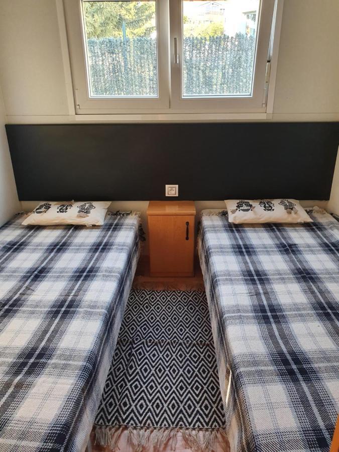 Mobil Home Dans Camping 萨亚古斯 外观 照片